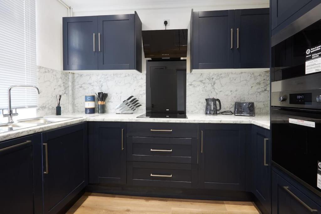 Butterbridge Apartment London Bagian luar foto
