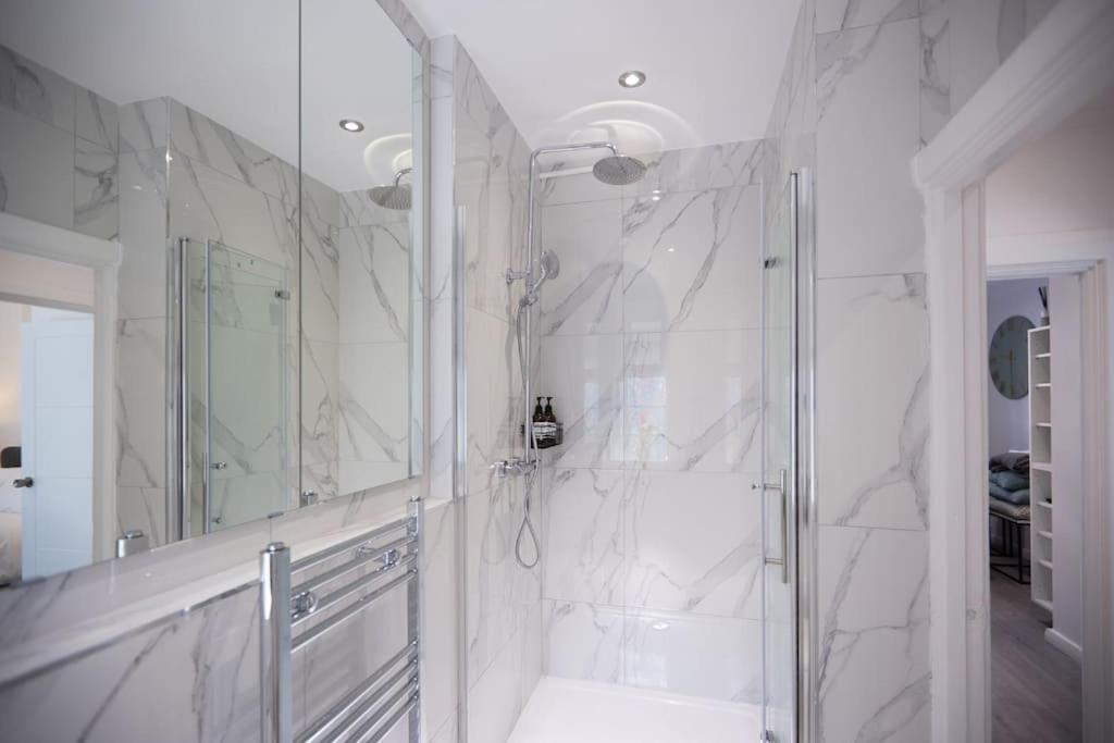 Butterbridge Apartment London Bagian luar foto