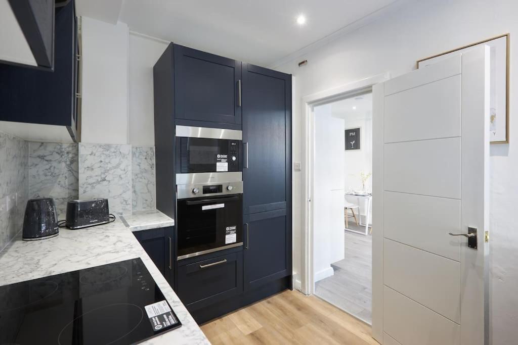 Butterbridge Apartment London Bagian luar foto